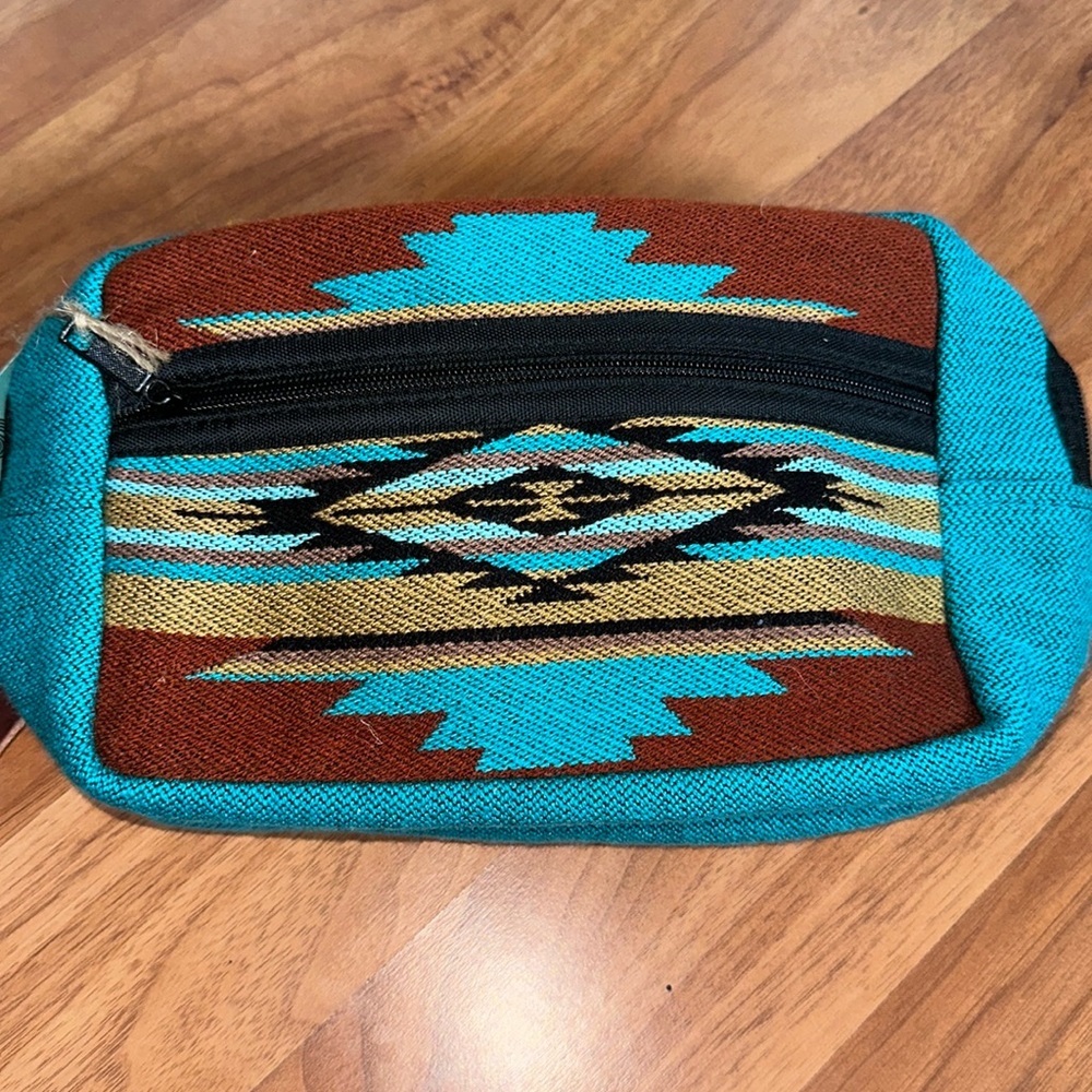BNWT Toiletry Bag